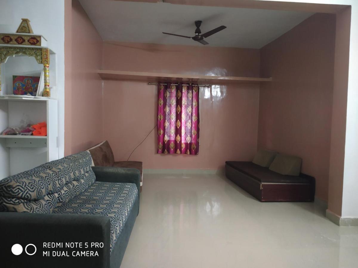 Easvari Grand Pg For Women - Female Only Hostel Csennai Kültér fotó