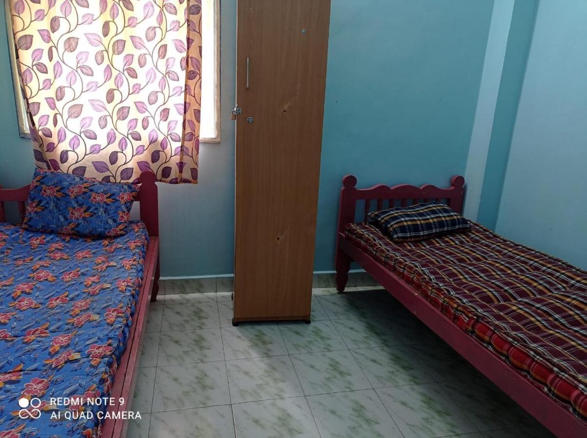 Easvari Grand Pg For Women - Female Only Hostel Csennai Kültér fotó